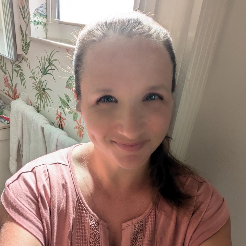 Meet your Posher, Michele